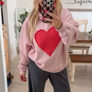 NWT Modern Lux Heart Graphic Hoodie Sweatshirt oversized